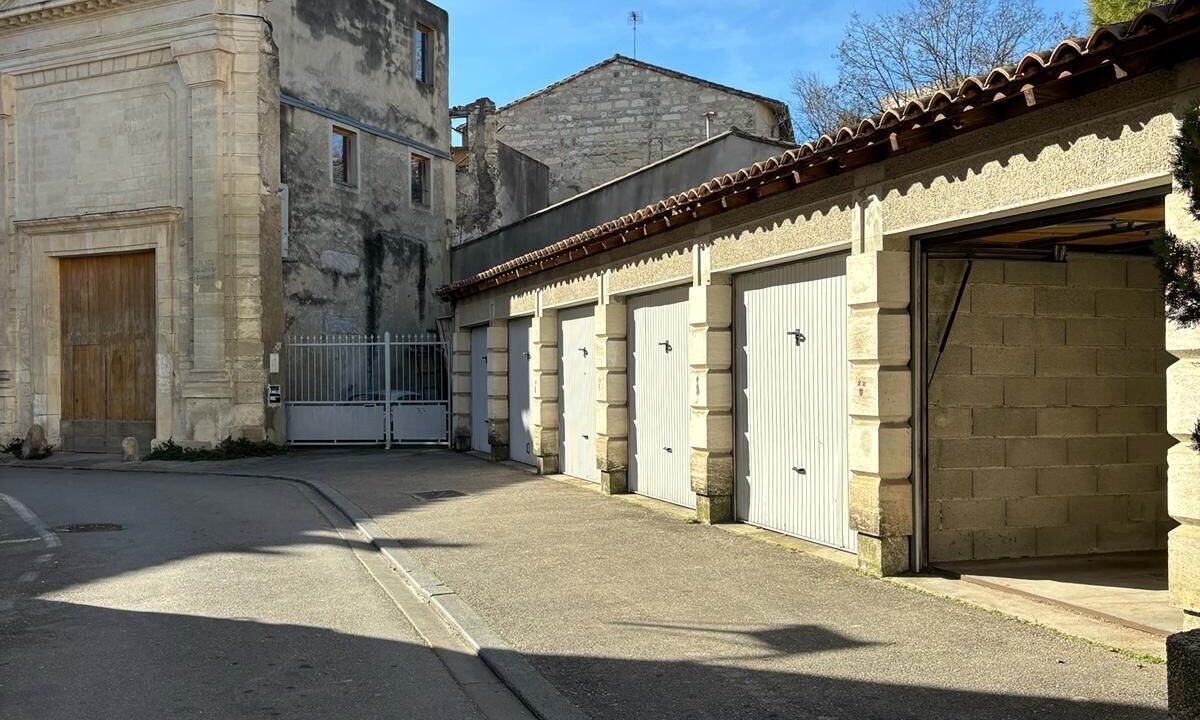 Photo of Outdoor in Avignon City Centre
