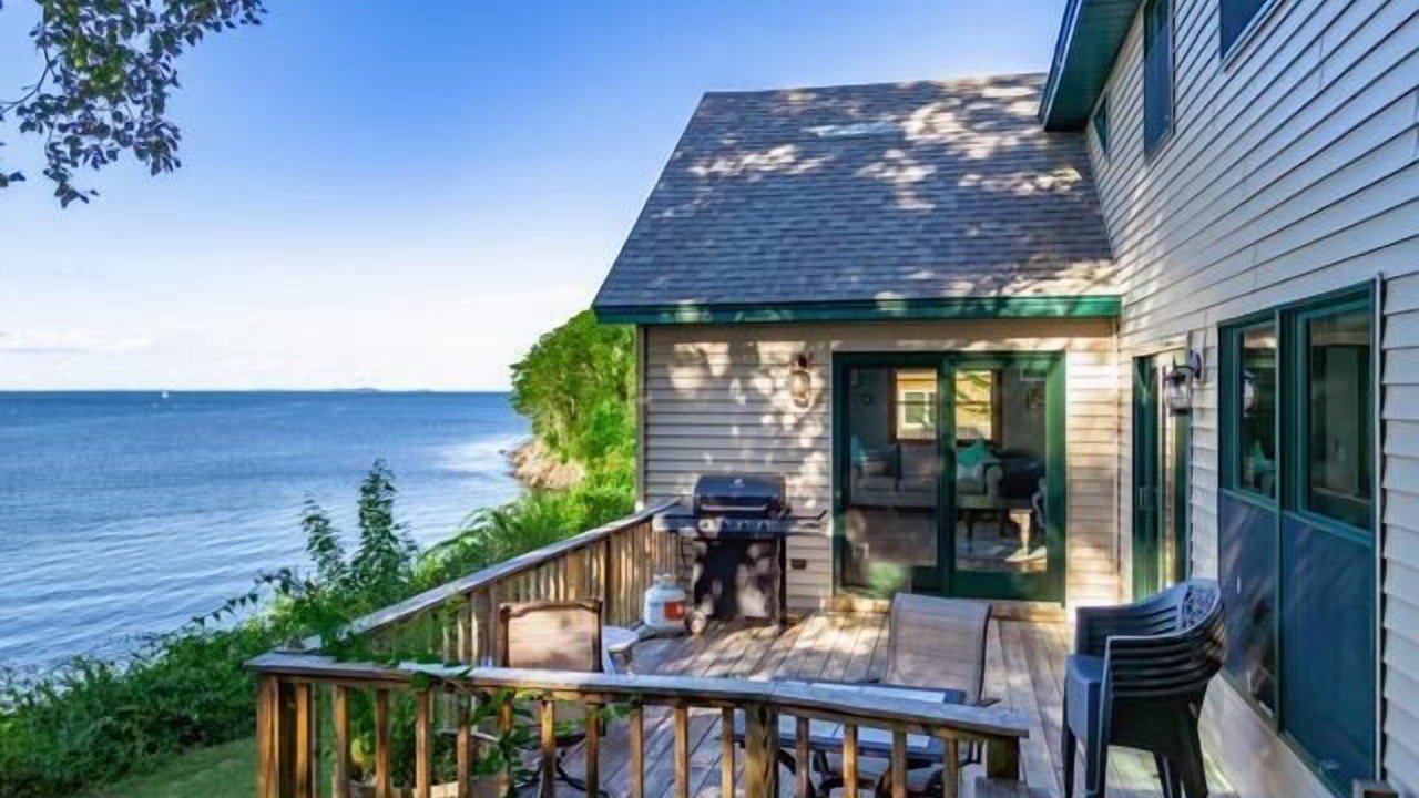Photo of Patio Balcony in Owls Head