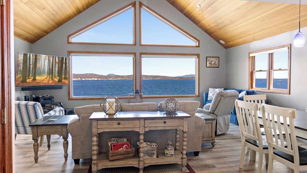 Photo of Livingroom in Owls Head