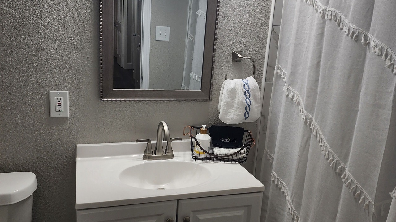 Photo of Bathroom in West Tawakoni