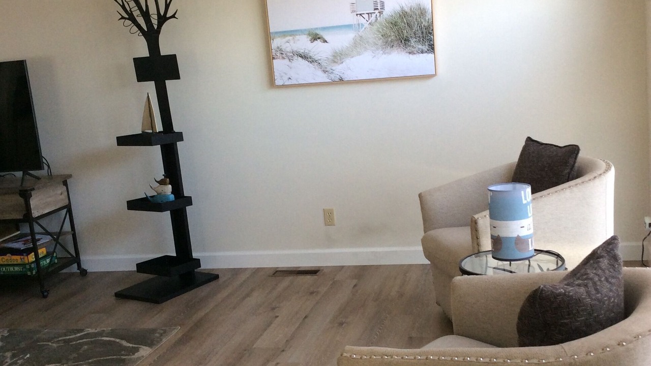 Photo of Livingroom in Lake Township