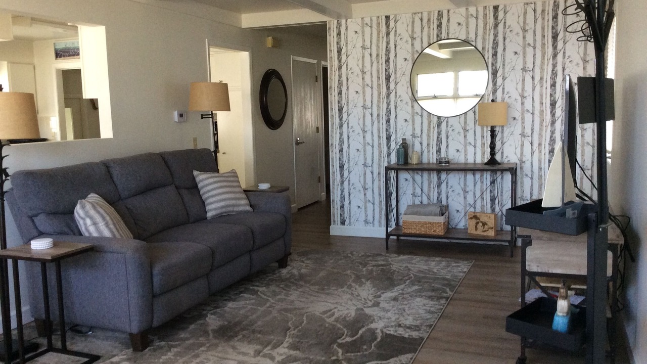 Photo of Livingroom in Lake Township