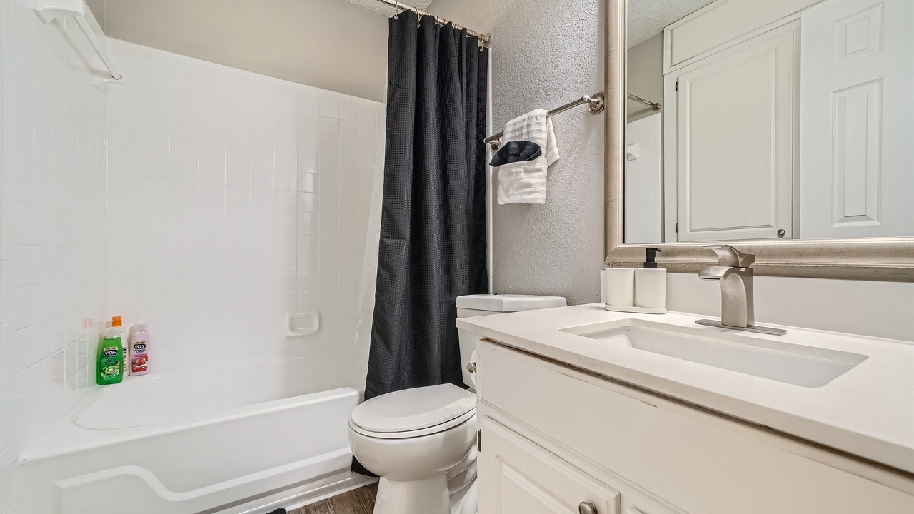 Photo of Bathroom in Brentwood