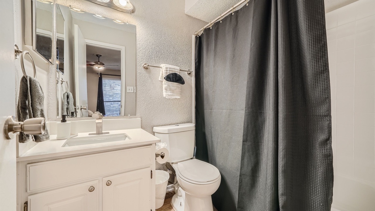Photo of Bathroom in Brentwood