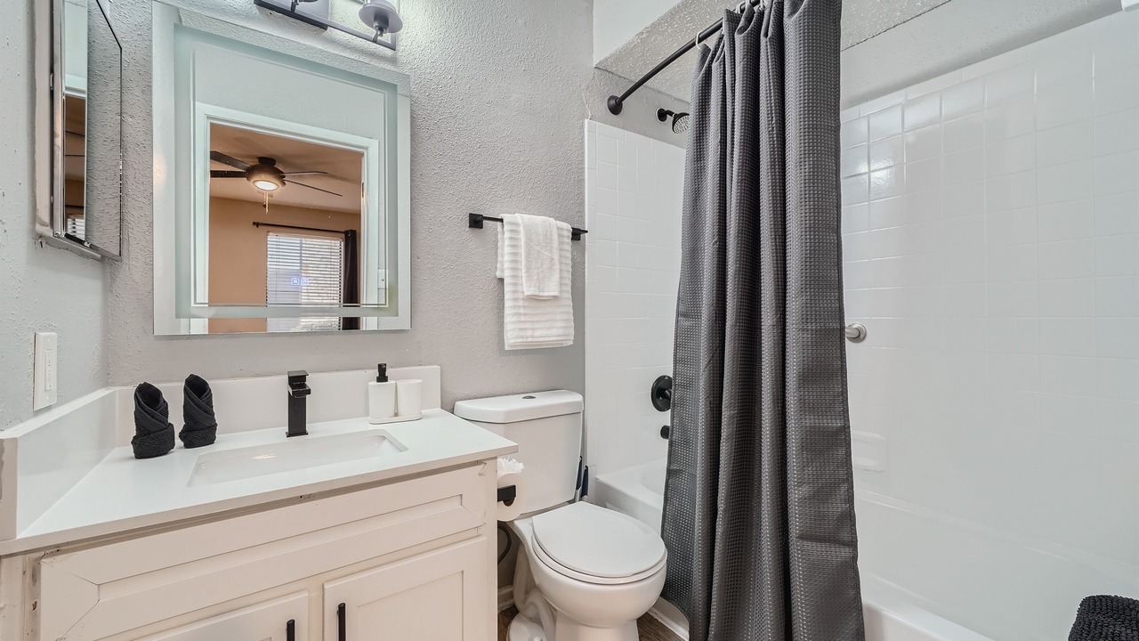 Photo of Bathroom in Brentwood