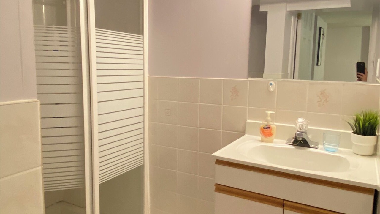 Photo of Bathroom in The Beaches