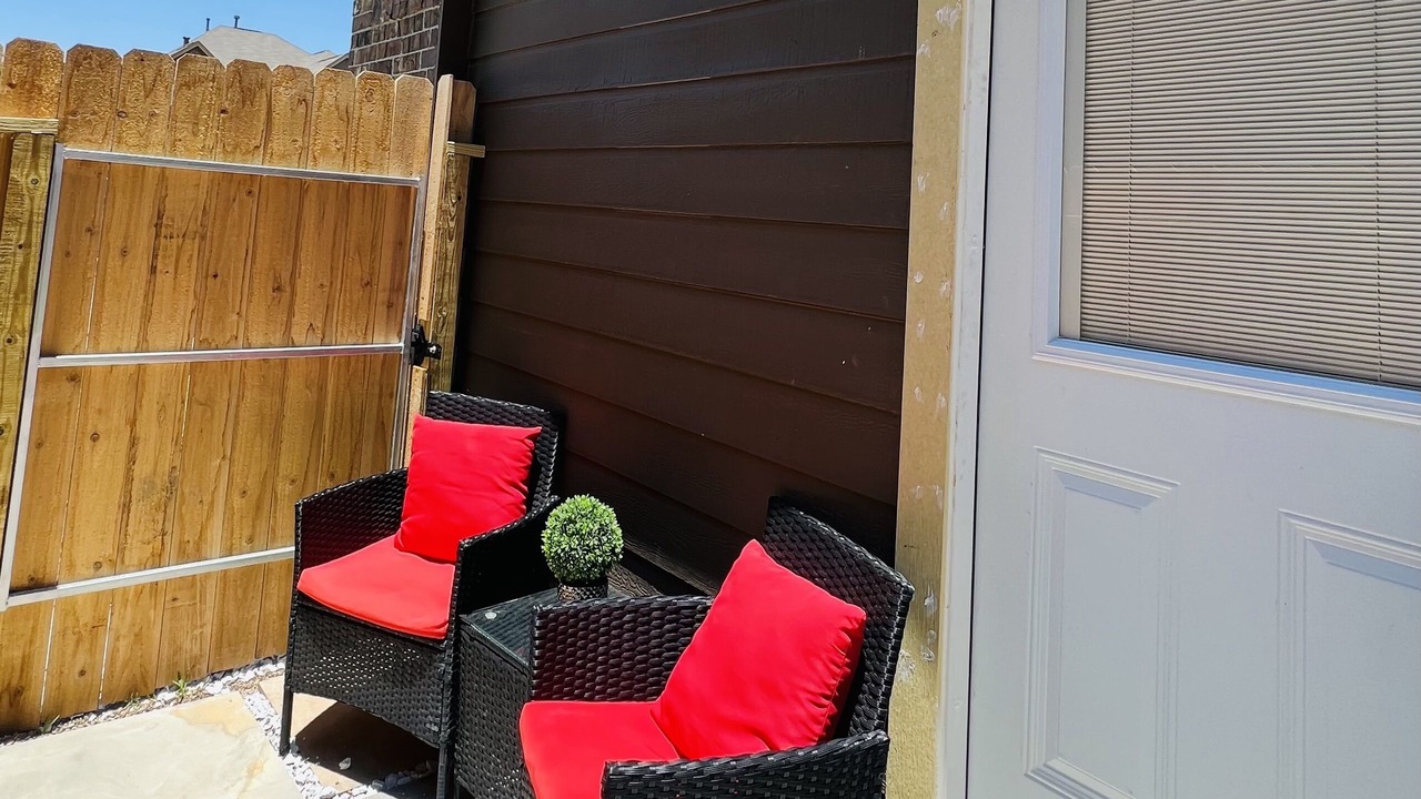 Photo of Patio Balcony in Humble