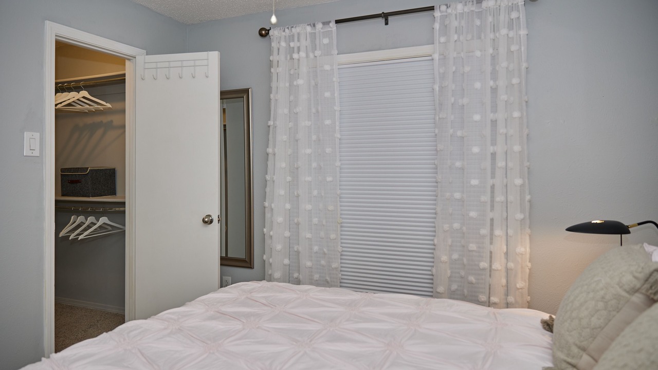 Photo of Bedroom in Far North Dallas