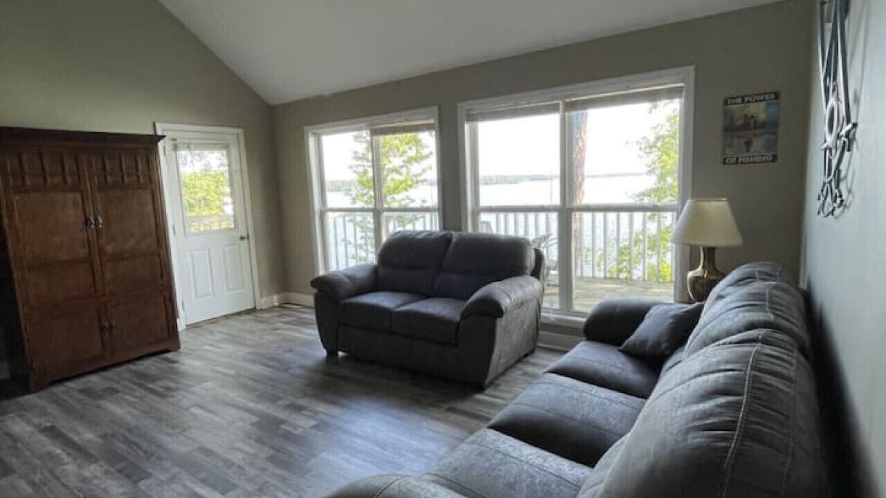 Photo of Livingroom in Chambers County