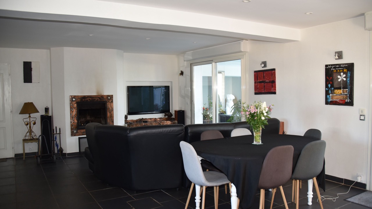 Photo of Others in Bernieres-sur-Mer