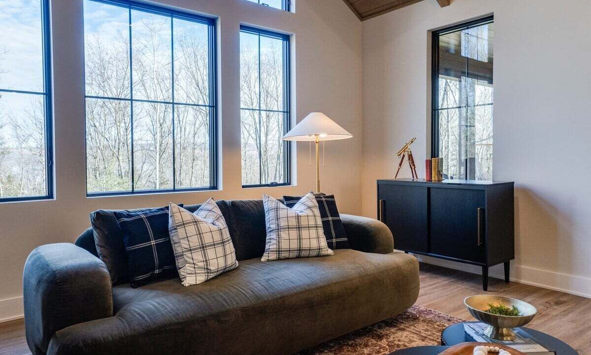 Photo of Bedroom in Valois