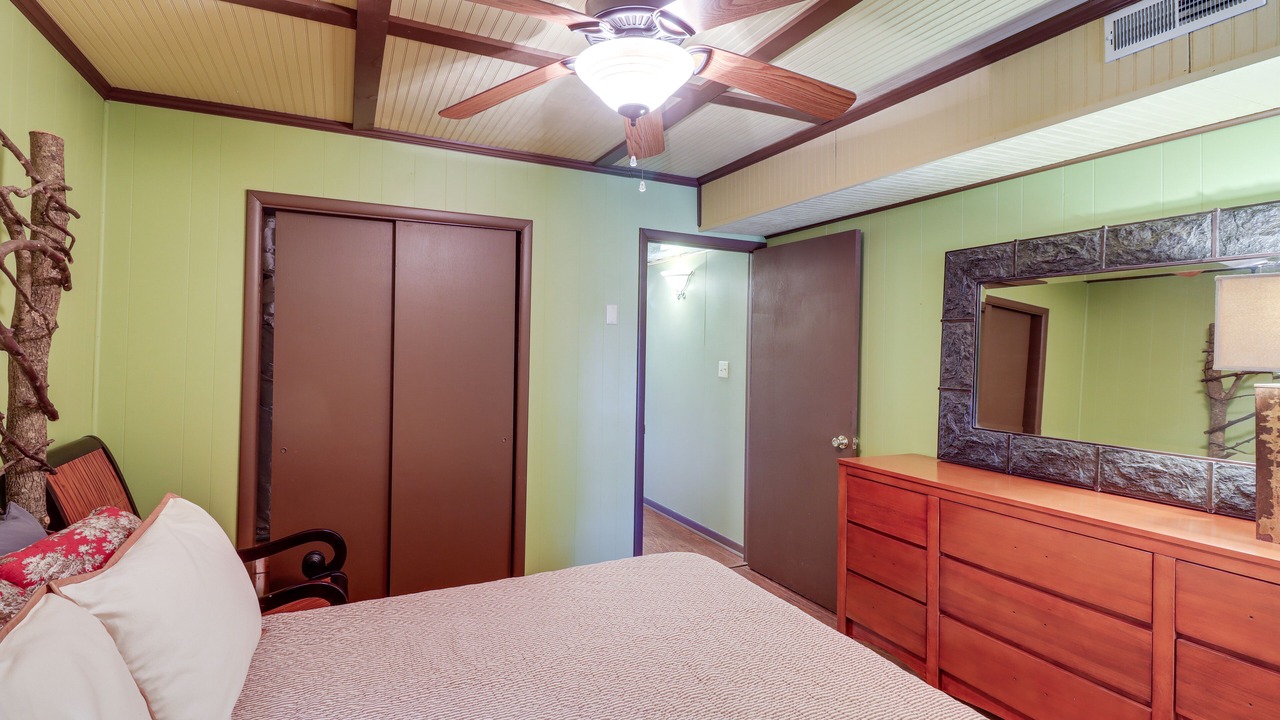 Photo of Bedroom in Flippin