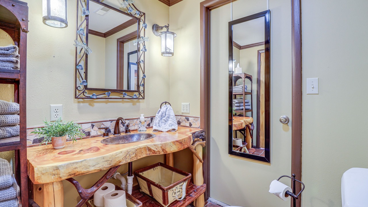 Photo of Bathroom in Flippin