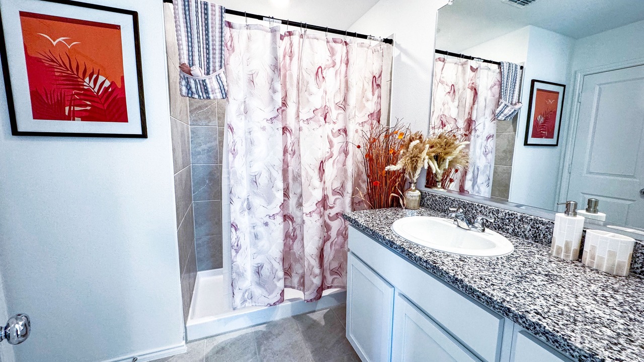Photo of Bathroom in Clear Lake