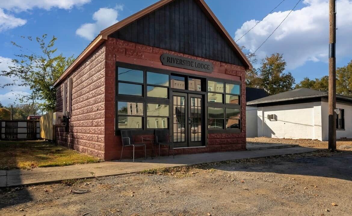 Photo of Outdoor in Elizabethtown