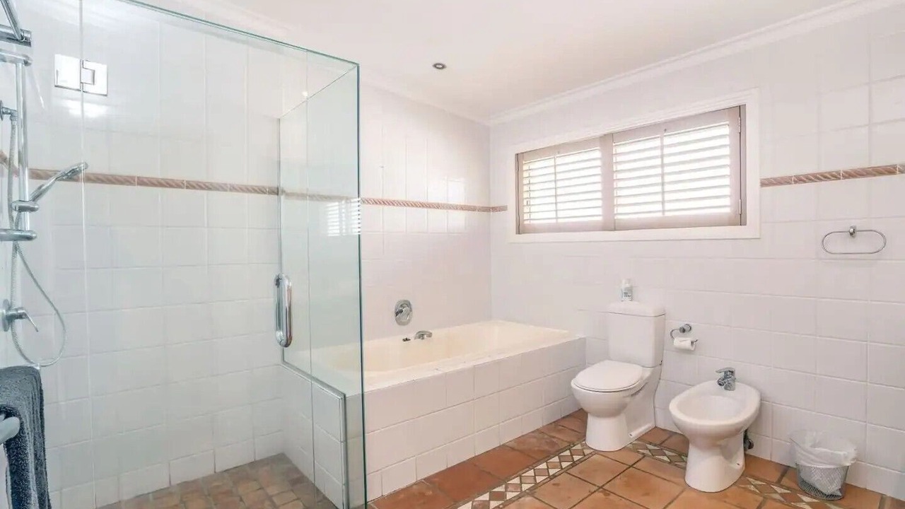 Photo of Bathroom in Mermaid Beach