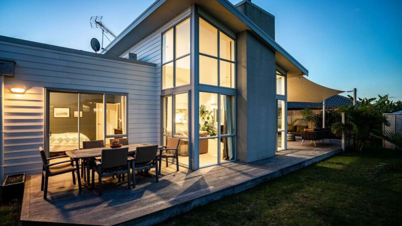 Photo of Others in One Tree Point