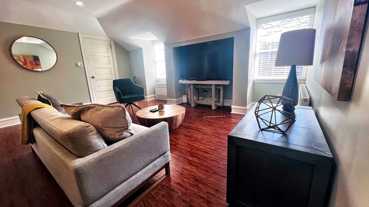 Photo of Livingroom in Shadyside