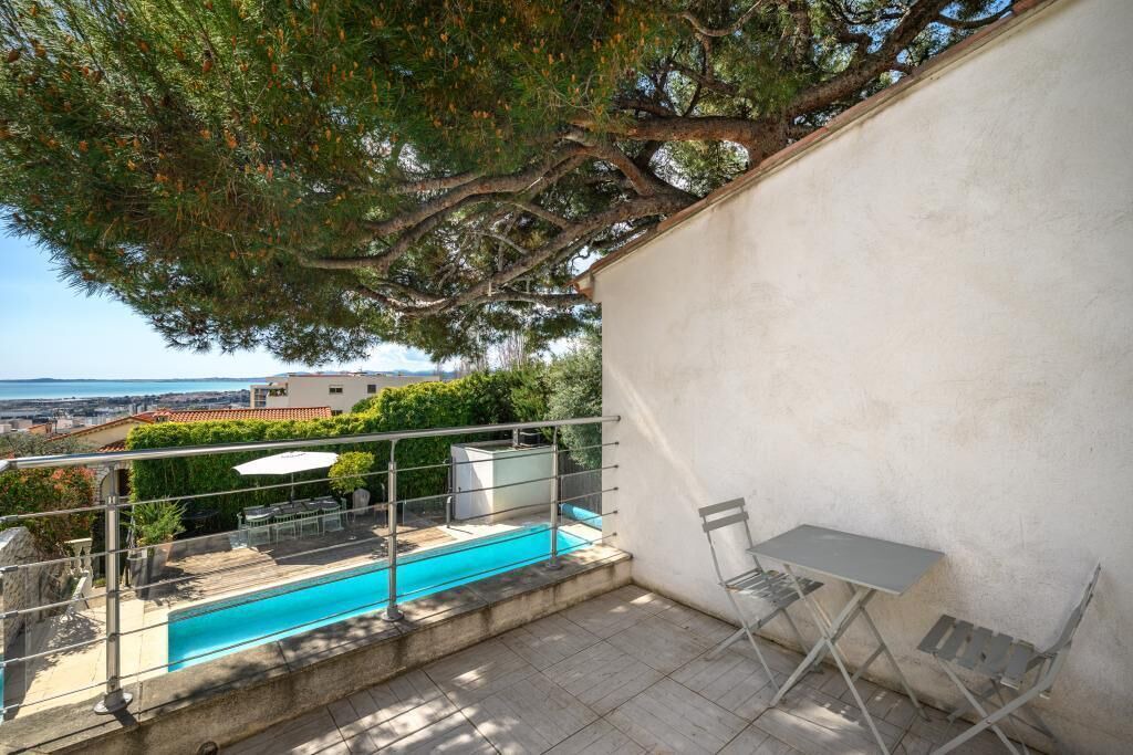 Photo of Outdoor in Caucade