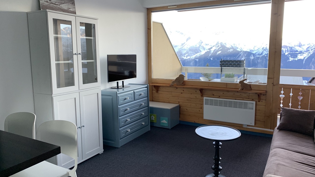 Photo of Livingroom in Eclose-Est