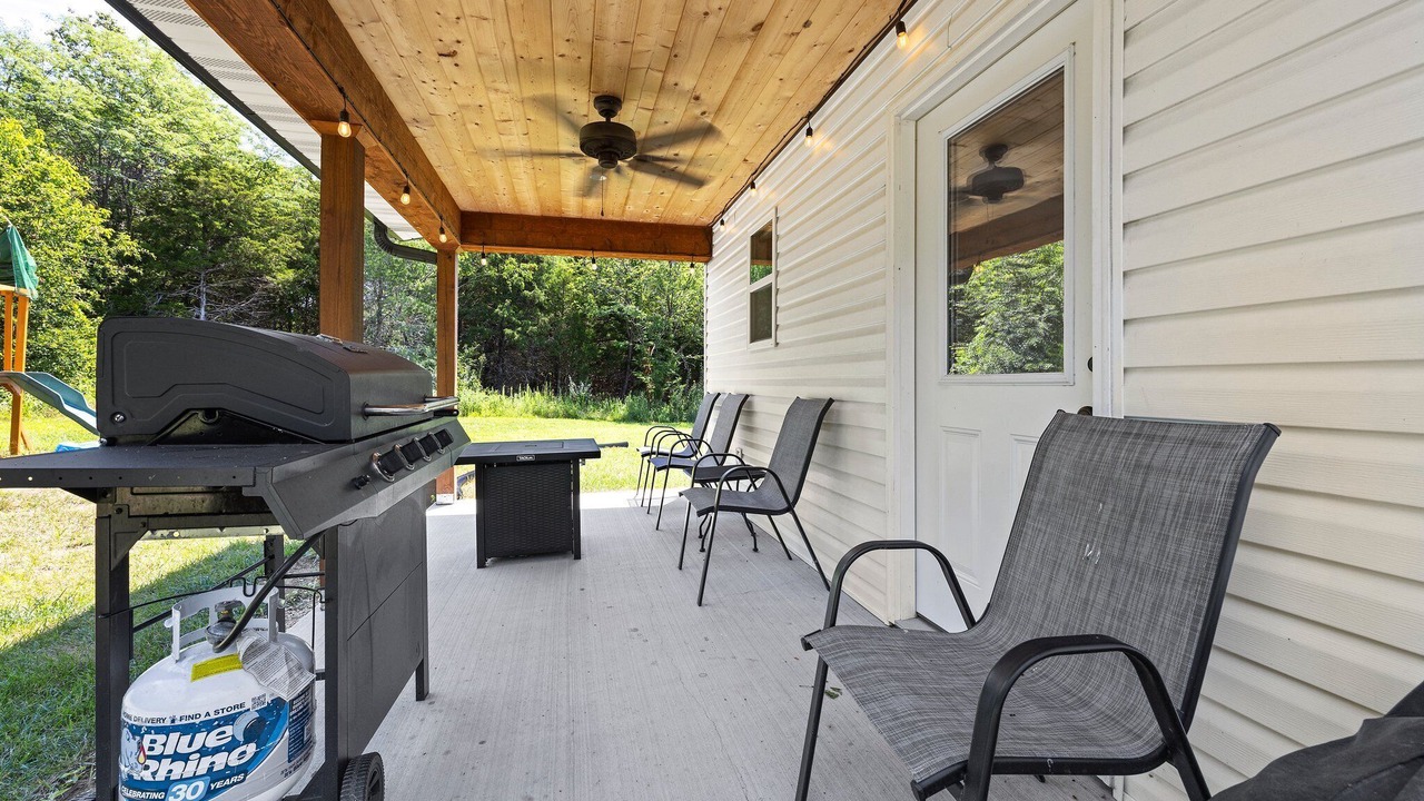 Photo of Patio Balcony in Stoutsville
