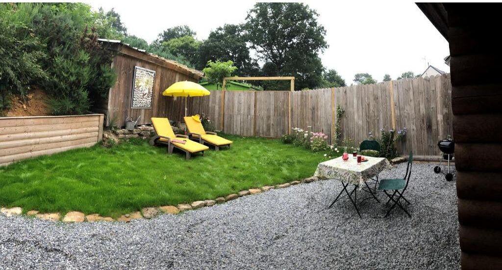 Photo of Outdoor in Peaule