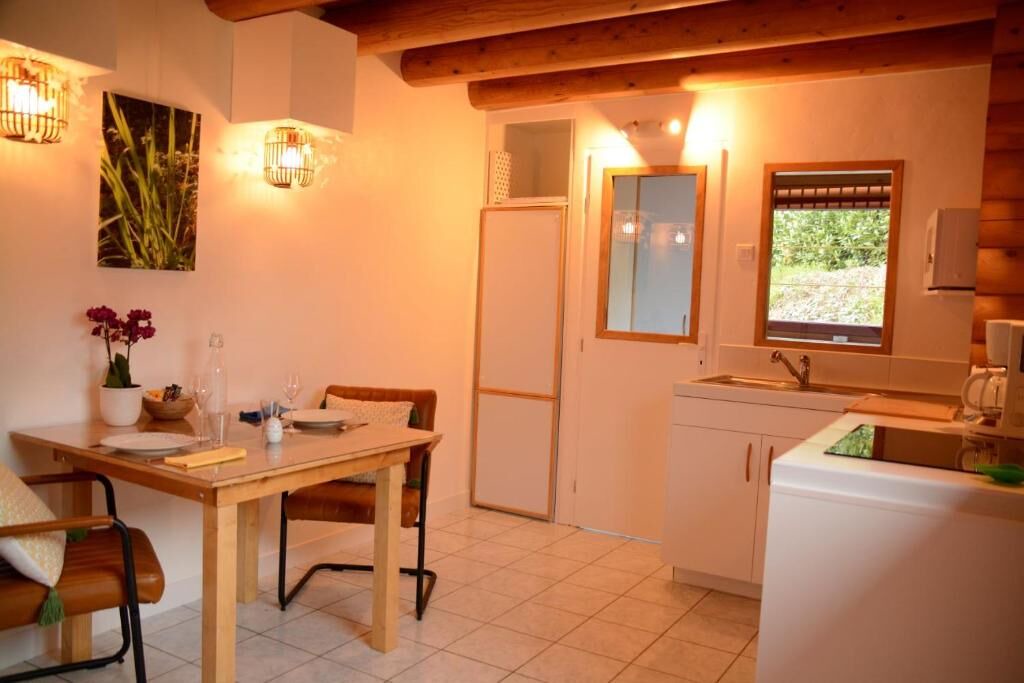 Photo of Kitchen in Peaule