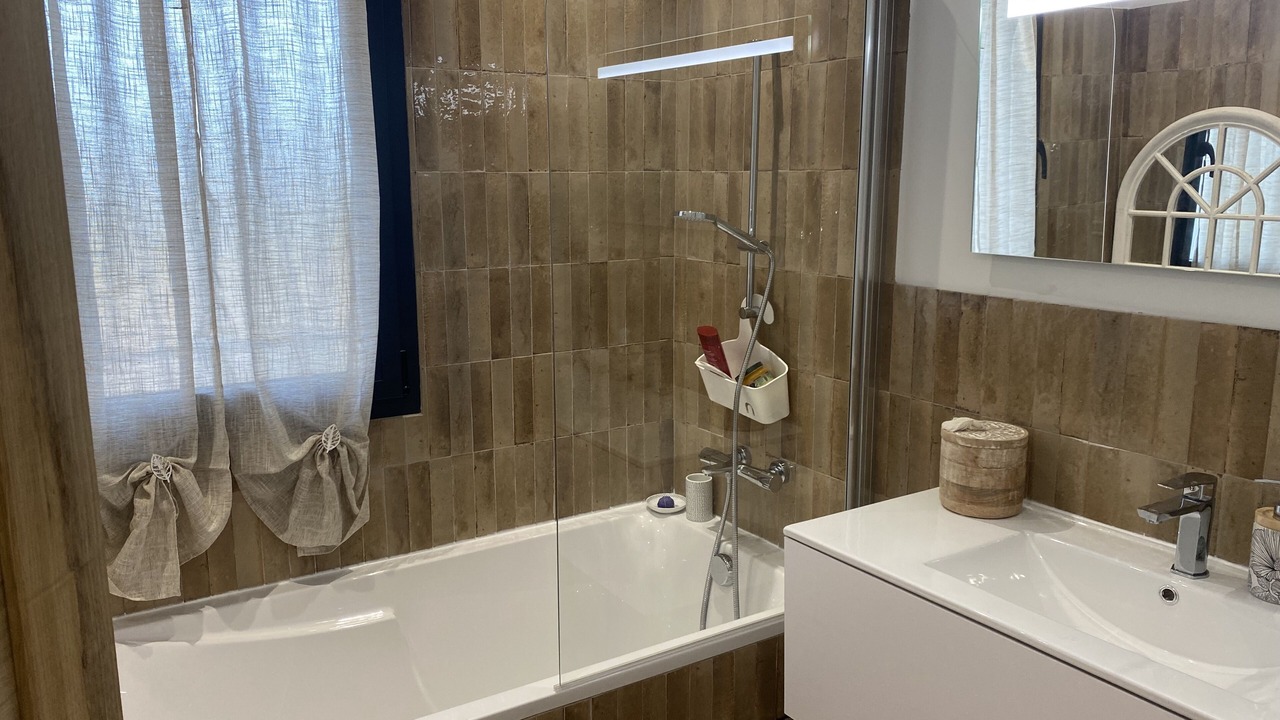 Photo of Bathroom in Maillane