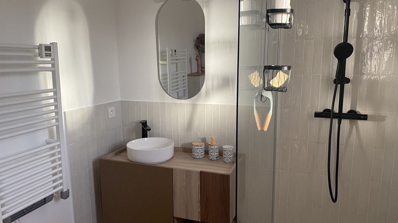 Photo of Bathroom in Maillane