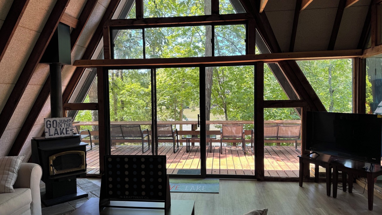 Photo of Livingroom in Innsbrook