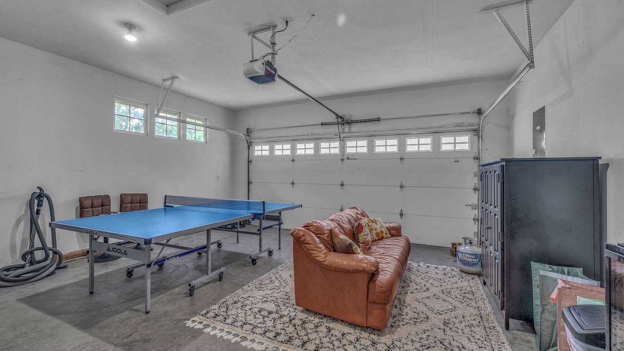 Photo of Bedroom in Shorepine Village