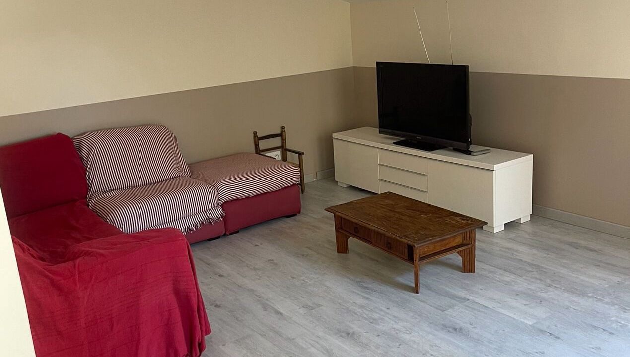 Photo of Livingroom in Lirac
