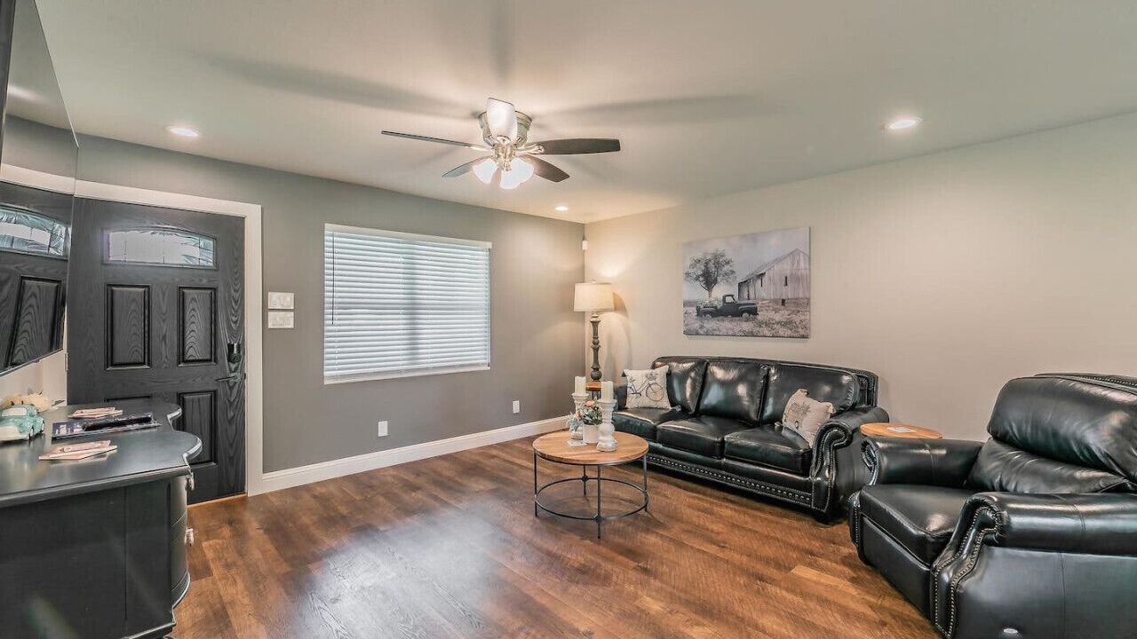 Photo of Livingroom in Arlington