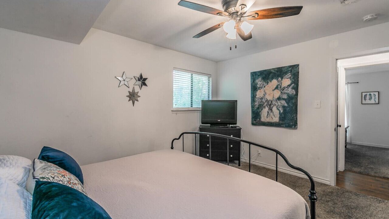 Photo of Bedroom in Arlington