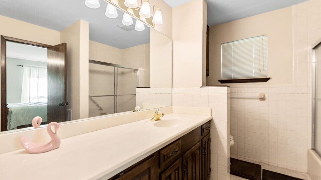Photo of Bathroom in Star Harbor