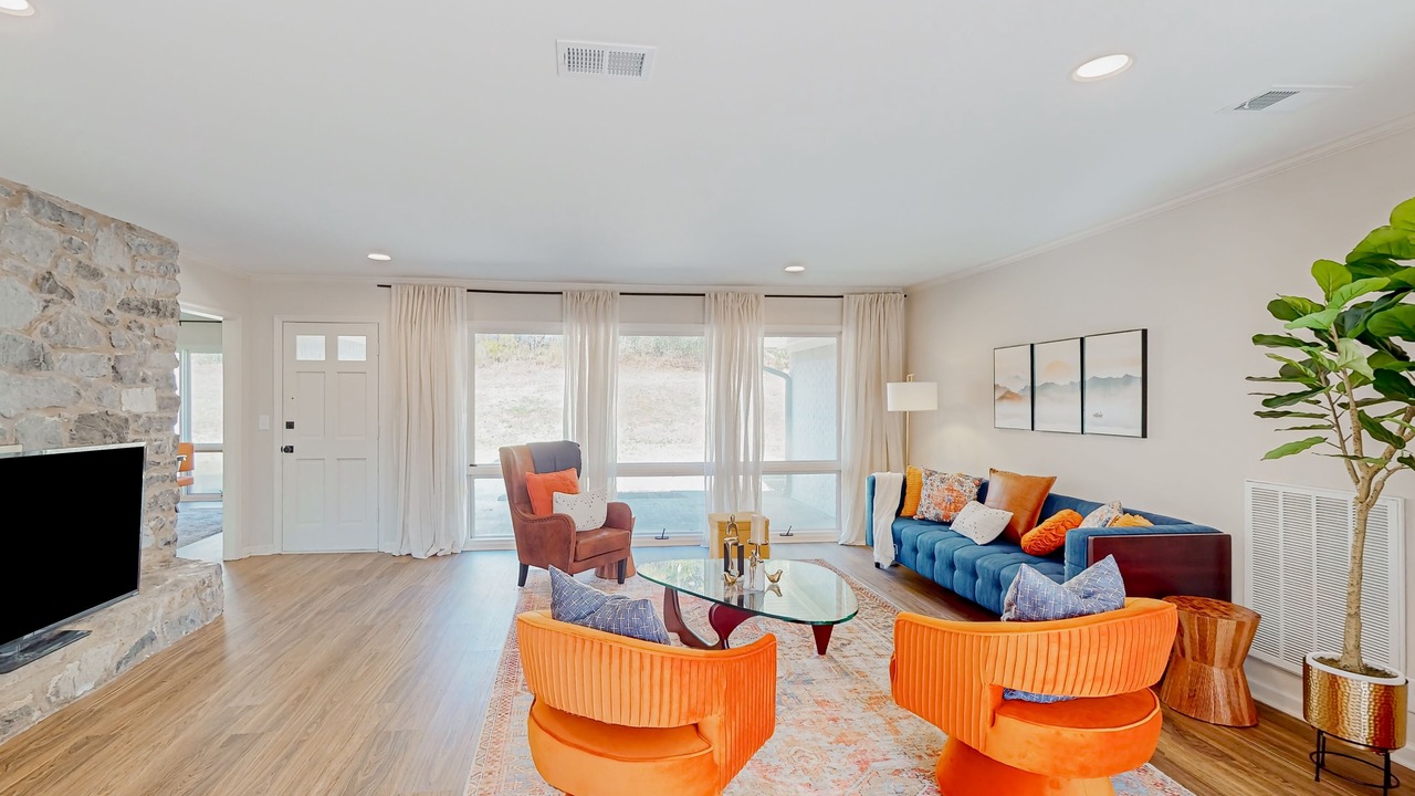 Photo of Livingroom in Calhoun