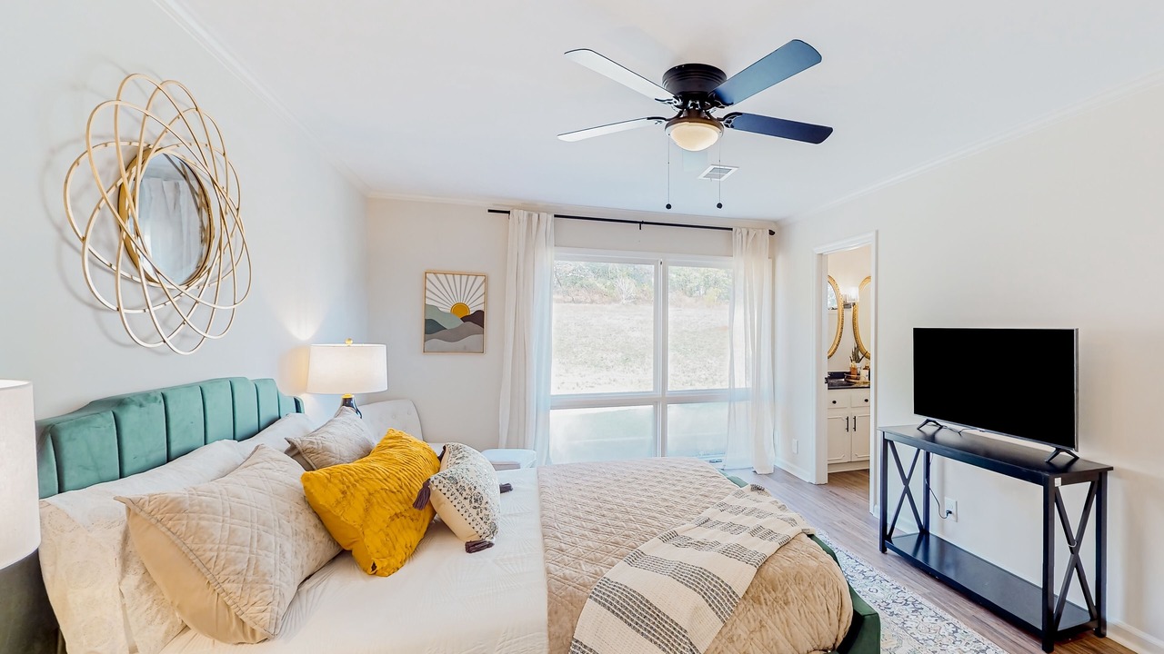 Photo of Bedroom in Calhoun