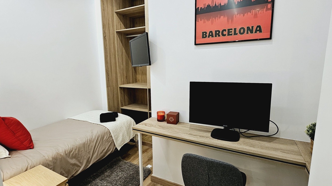 Photo of Bedroom in Badalona