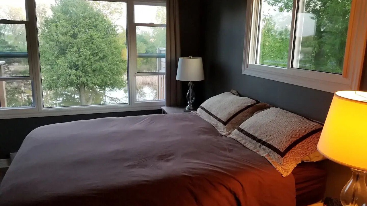 Photo of Bedroom in Leeds and the Thousand Islands