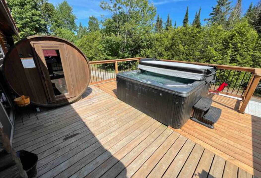 Photo of Patio Balcony in Ste-Lucie-des-Laurentides