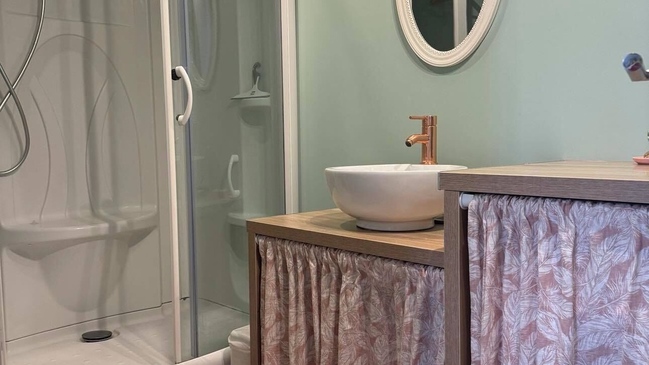 Photo of Bathroom in Saint-Marcouf