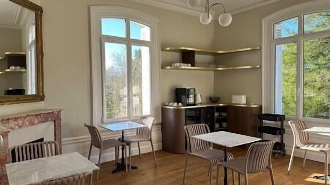 Photo of Others in Linars