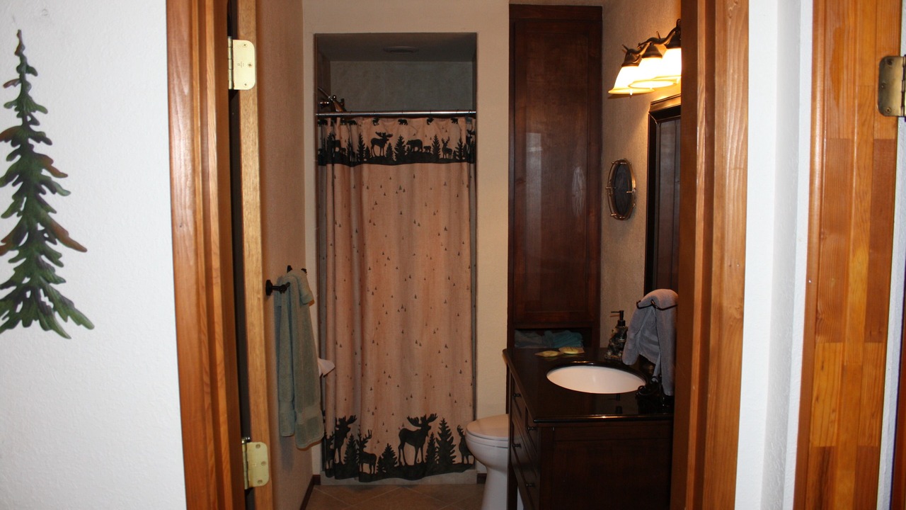 Photo of Bathroom in Sunriver