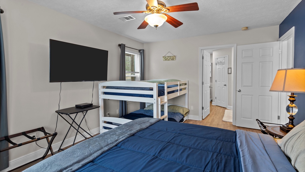 Photo of Bedroom in Hillister