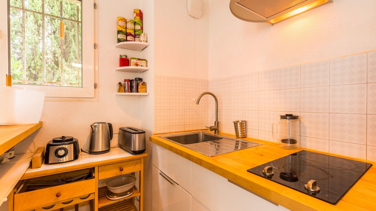 Photo of Kitchen in Hopitaux-Facultes