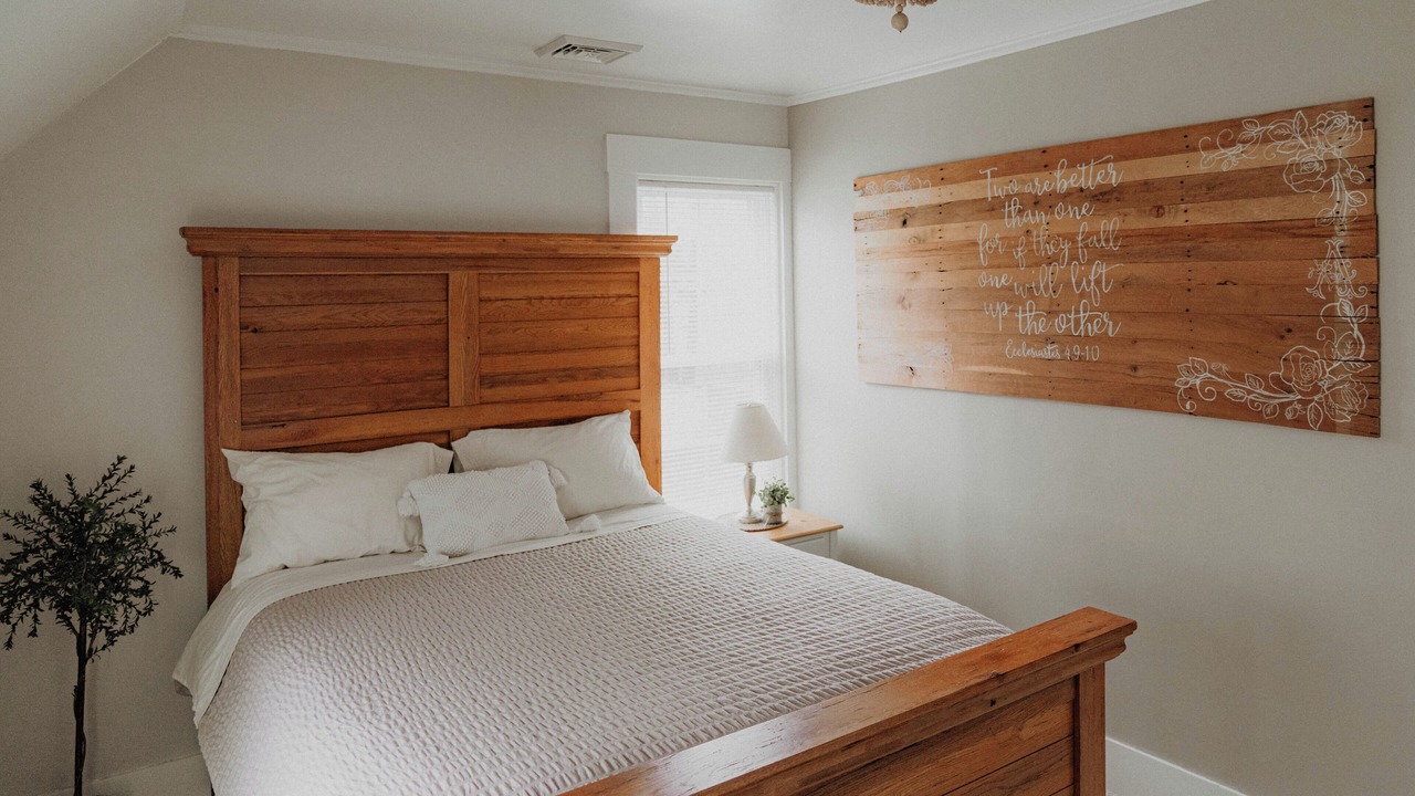 Photo of Bedroom in Greenfield