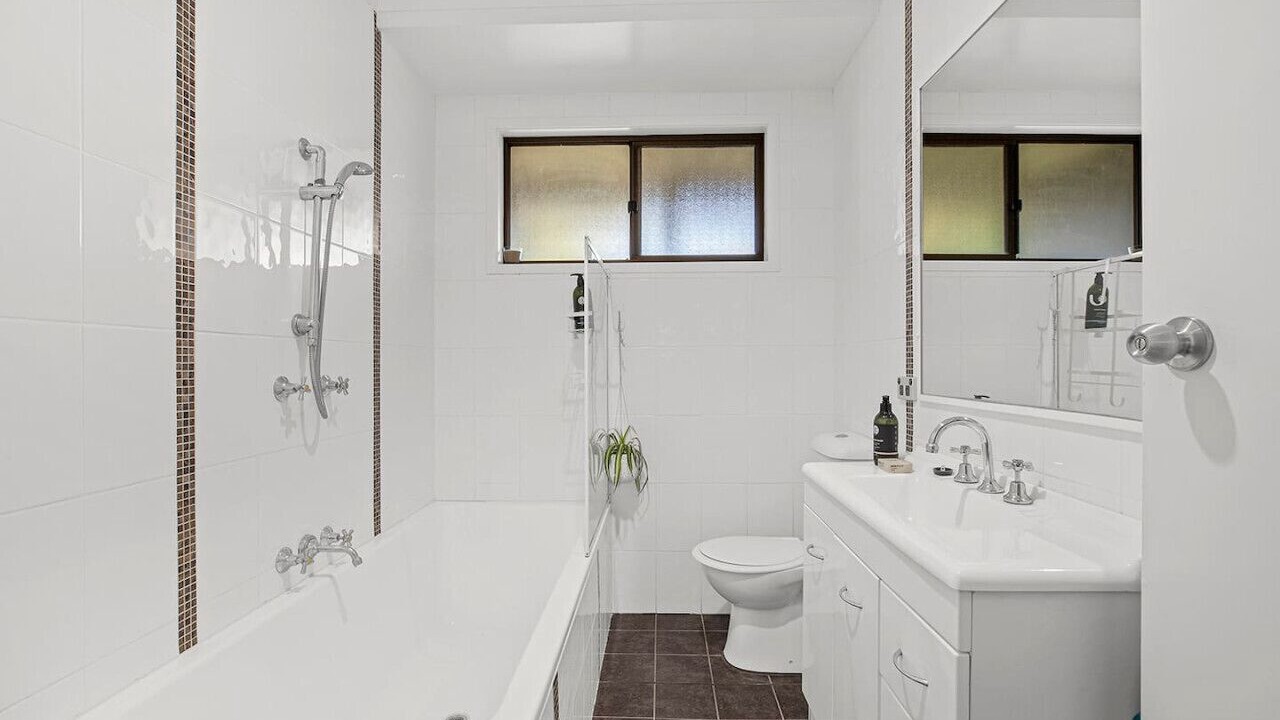 Photo of Bathroom in Emerald Beach