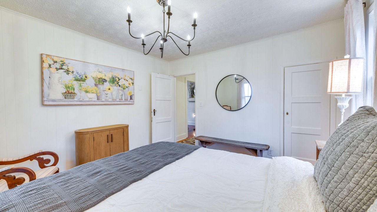 Photo of Bedroom in Farmville