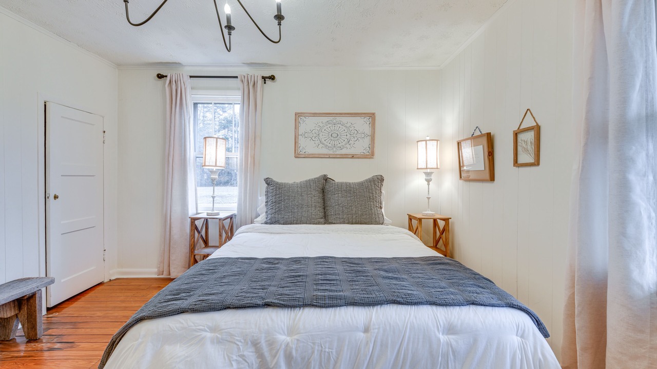 Photo of Bedroom in Farmville