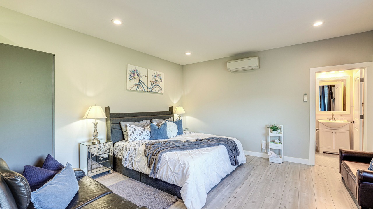 Photo of Bedroom in Ferndale